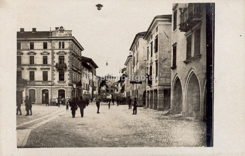 Spilimbergo, via Indipendenza 1918