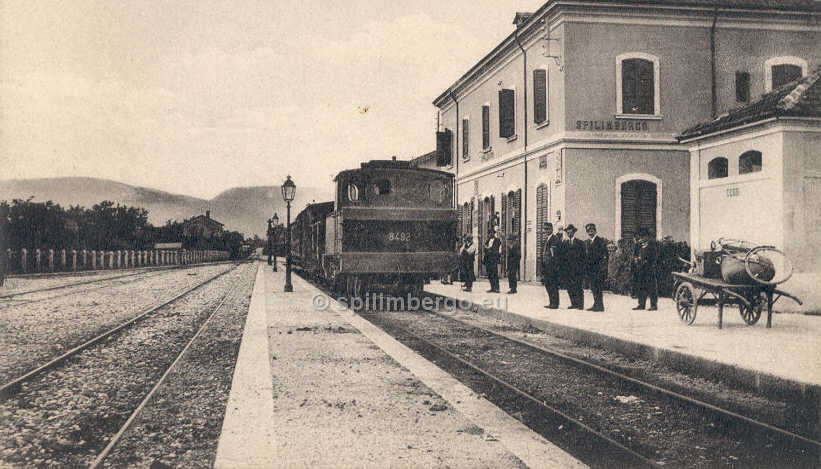 Spilimbergo, stazione dei treni anni 20